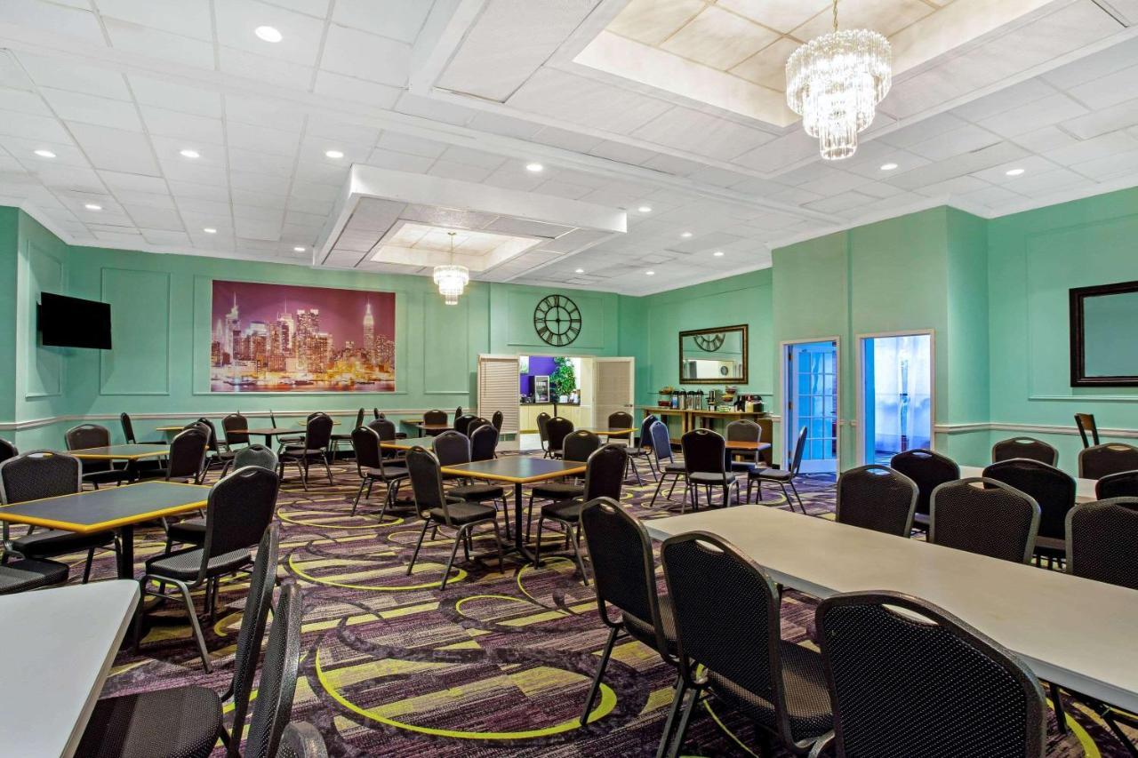 La Quinta By Wyndham Armonk Westchester Cnty Apt מראה חיצוני תמונה